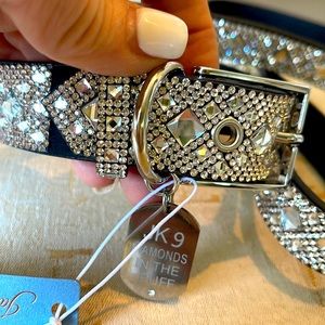 DESIGNER DIAMONDS IN THE RUFF DOG
COLLAR SILVER MEDIUM